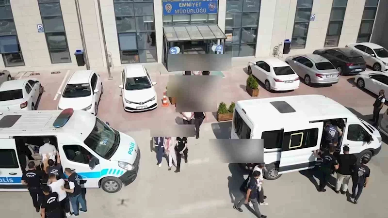 Yalova merkezli 8 ilde siber dolandırıcılık operasyonu: 7 tutuklama
