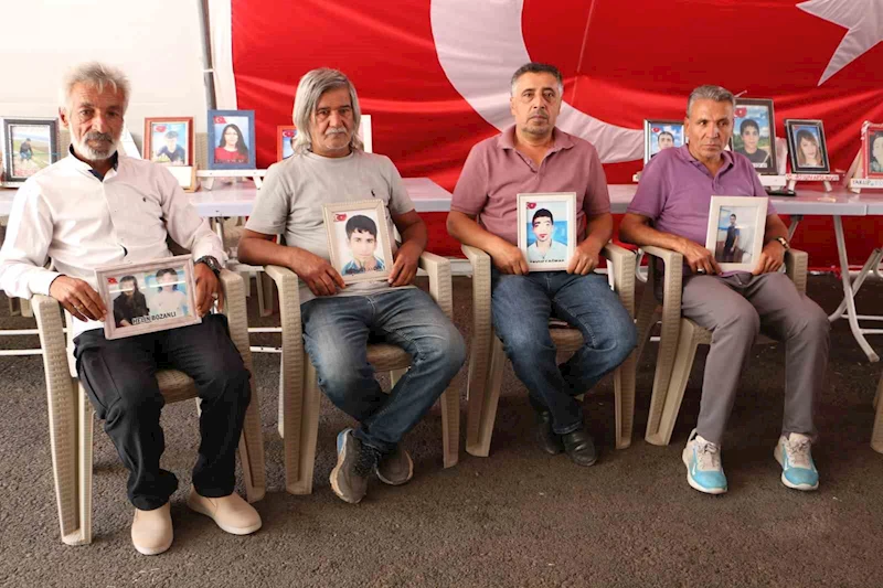 Diyarbakırlı aileler silah bırakma sürecinden umutlu
