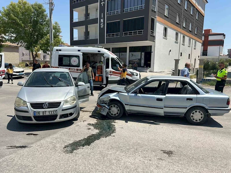 Konya’da otomobiller çarpıştı: 6 yaralı
