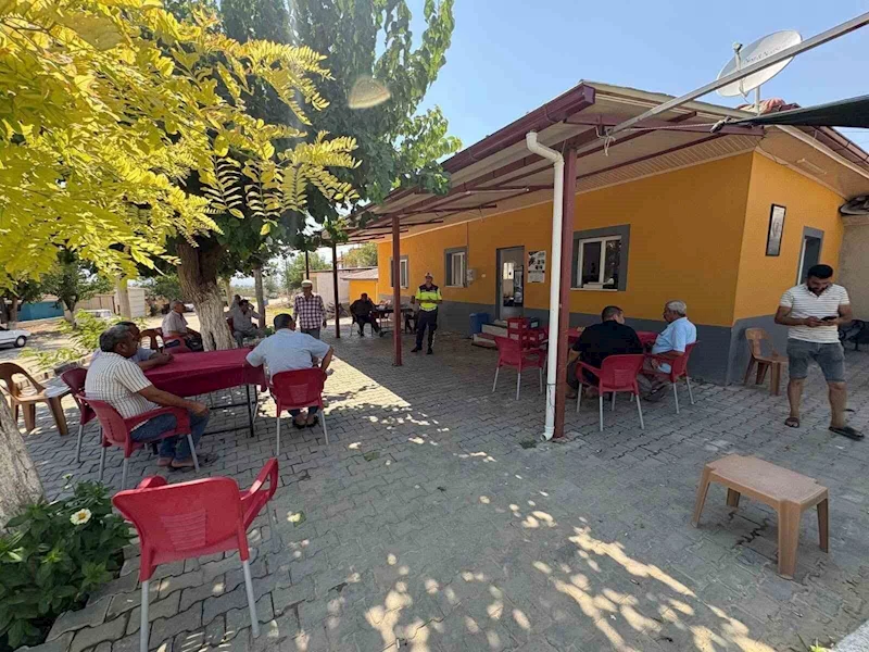 Jandarmadan traktör kullanıcılarına bilgilendirme semineri
