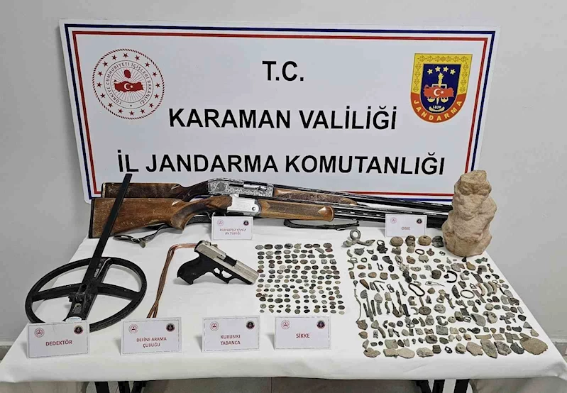 Karaman’da jandarmanın uygulamalarında tarihi eserler ele geçirildi
