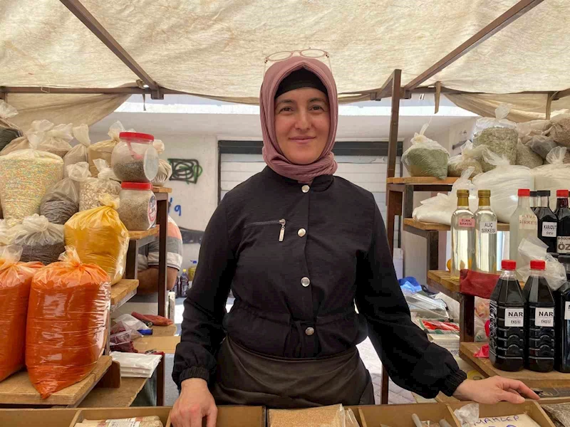 Sıcakla birlikte pazarda el yapımı ürünlere ilgi azaldı

