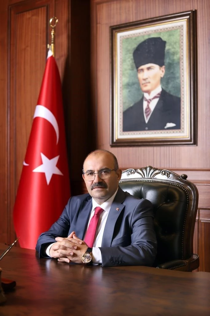 Vali İsmail Ustaoğlu, 