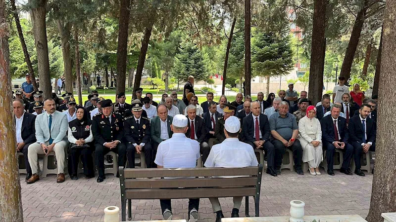 Konya’da 15 Temmuz etkinlikleri şehitlik ziyareti ile başladı
