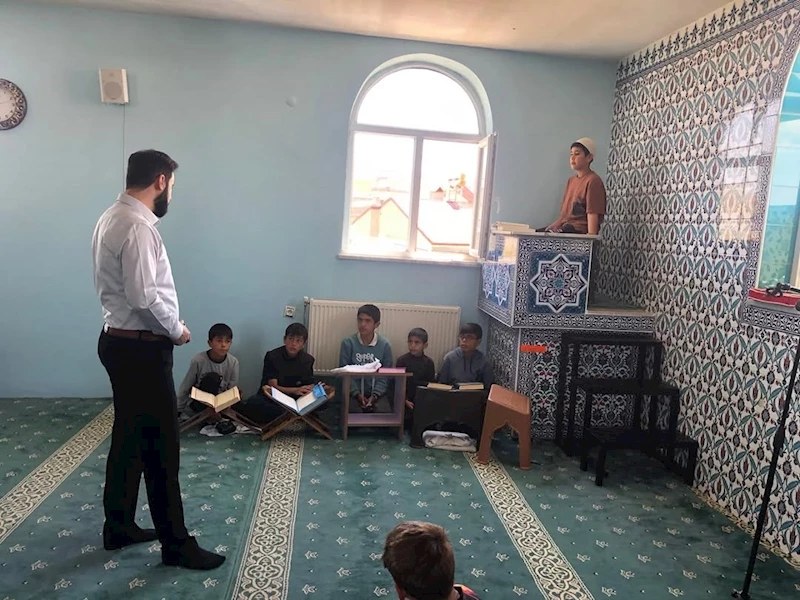 Kur’an kursunda gönül buluşması
