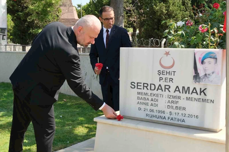 15 Temmuz şehitleri Menemen’de törenle anıldı
