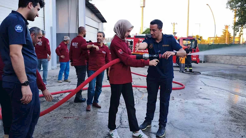 Elazığ itfaiyesinden HARKUT’a yönelik yangın eğitimi
