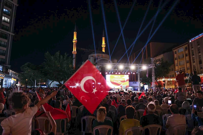Esenler’de 15 Temmuz şehitleri dualarla anıldı
