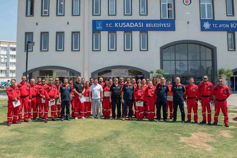 Kuşadası arama kurtarma ekibi eğitimlerini tamamladı

