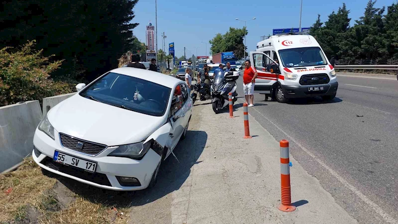 Motosiklet ile otomobil çarpıştı: 1 yaralı
