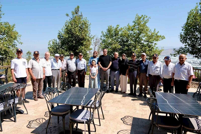 Sarıgöl kaymakamı Dalak, Kıbrıs gazileri ile bir araya geldi
