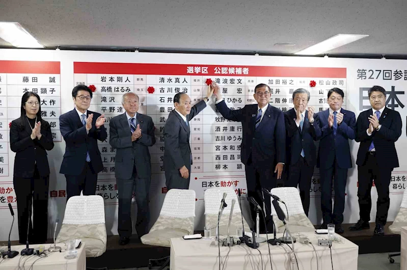 Japonya’da iktidar koalisyonu meclis çoğunluğunu kaybetti
