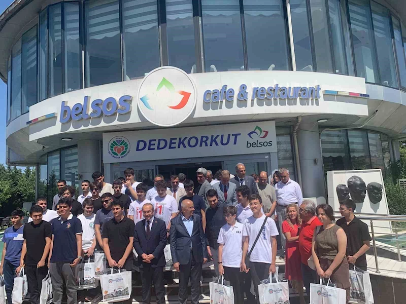 LGS Şampiyonlarına Başkan Sami Er’den özel kutlama
