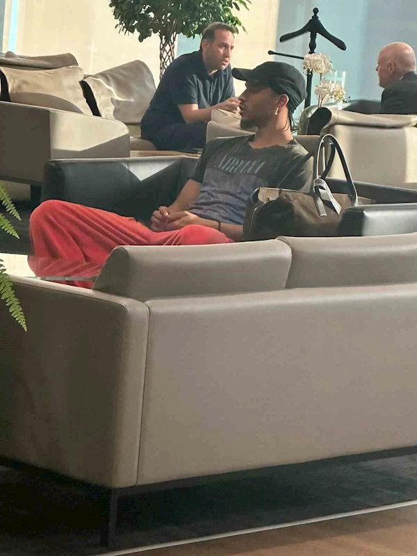 Leroy Sane, İstanbul’a geldi
