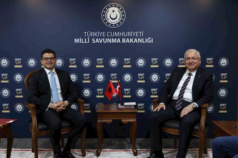Türkiye ile Arnavutluk arasında 