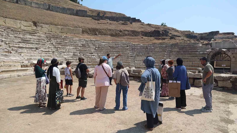 Antik Tiyatro’yu kara kalem çalıştılar
