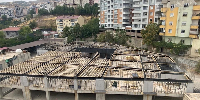 Şırnak’ta otopark ve sosyal yaşam alanı bir arada yükseliyor
