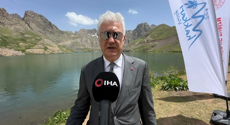 Devlet Tiyatroları Genel Müdürü Tamer Karadağlı: 