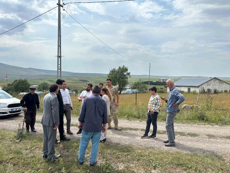 Susuz kaymakamı Tutal, kurum amirleriyle köyleri dolaşıyor
