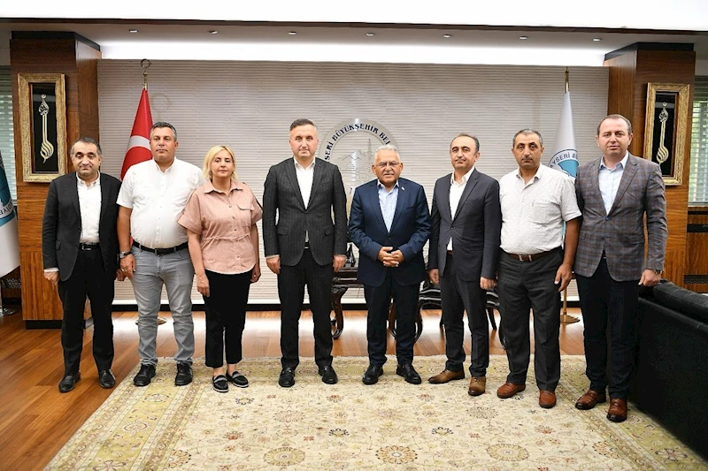 Eğitime güç veren Başkan Büyükkılıç’a eğitim camiasından teşekkür
