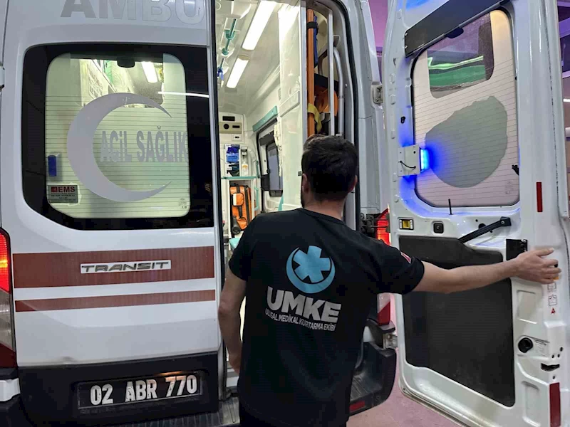Tekere dolanan etek kazaya neden oldu: 3 yaralı
