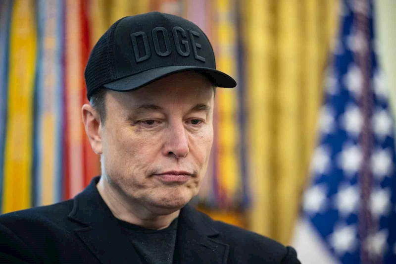 Milyarder iş adamı Elon Musk: 
