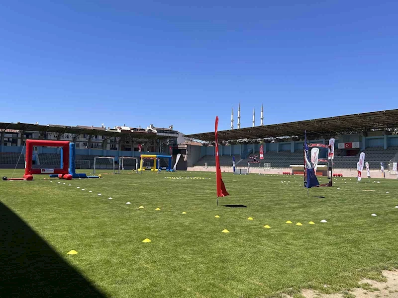 Dron yarışları geleceğin yükselen sporu olma yolunda ilerliyor
