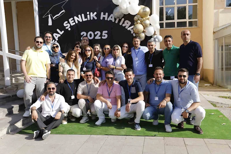 Anadolu Lisesi mezunları geleneksel mezun şenliğinde buluştu
