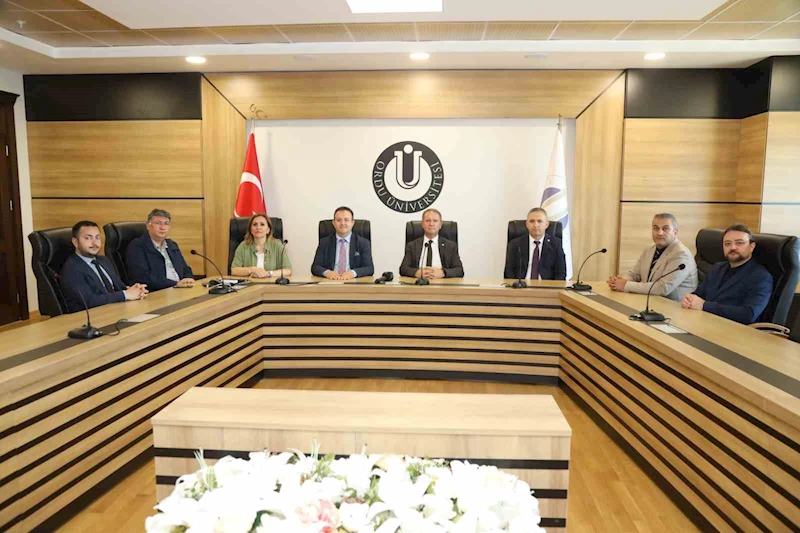 ‘Bozkırda Türk İzleri: Ortak Miras, Ortak Gelecek’ projesinin ilk ayağı Moğolistan’da gerçekleştirildi
