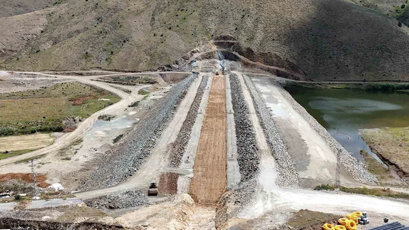 Bayburt Yelpınar Göleti’nde çalışmalar devam ediyor
