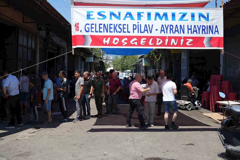 Sanayi esnaflarından 16. geleneksel hayır yemeği
