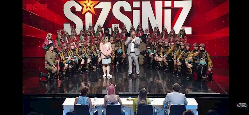 Balıkesirli lise öğrencilerinin Kuvayı Milliye gösterisi yarı finale kaldı
