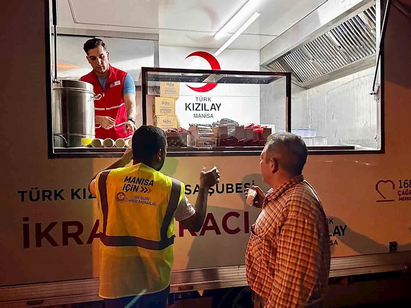 Manisa Türk Kızılay’dan orman ekiplerine destek
