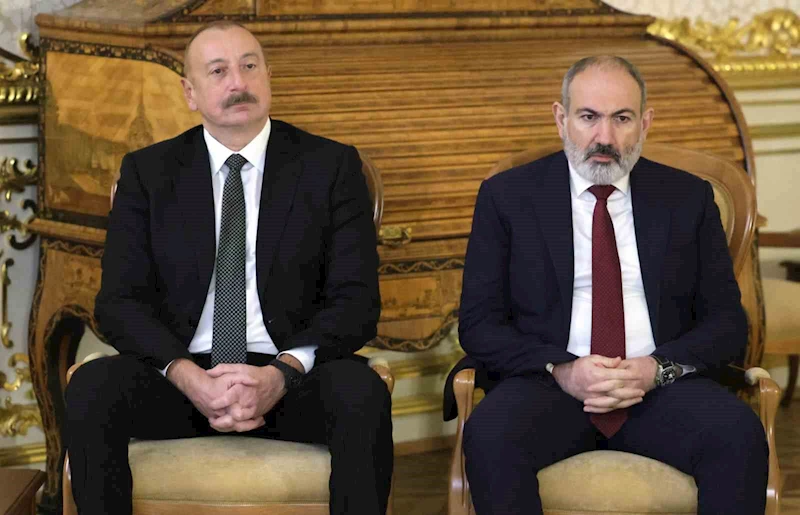 Aliyev ve Paşinyan, yarın BAE’de ikili görüşme gerçekleştirecek
