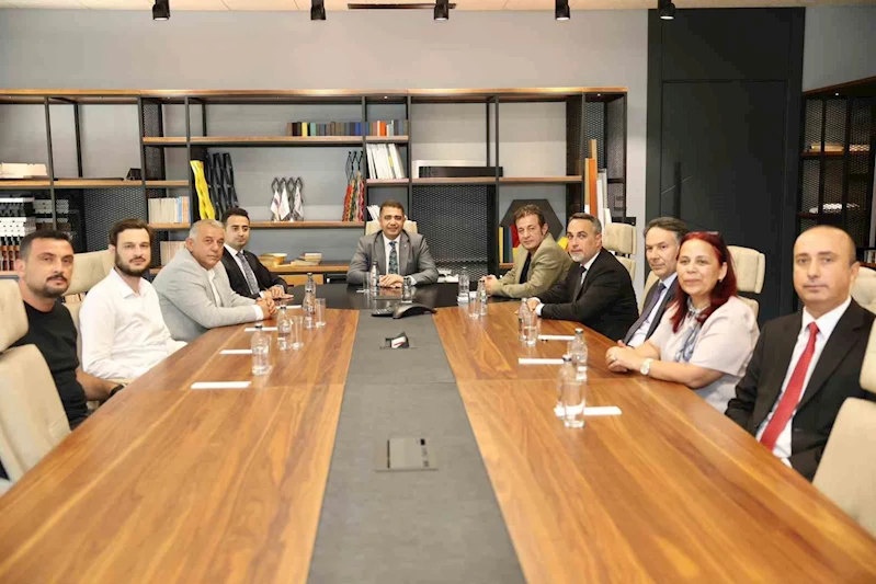 Düzce ekonomisine destek verenlere ziyaret
