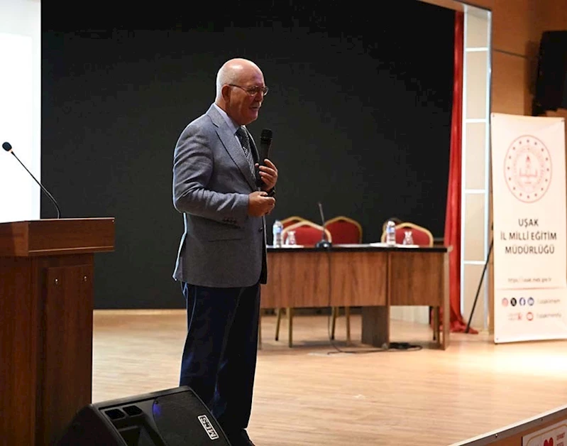 Rektör Savaş, Uşak’taki lise yöneticileriyle bir araya geldi
