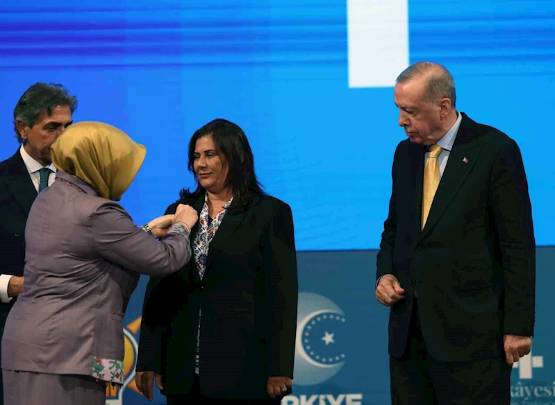 9 belediye başkanı AK Parti’ye katıldı
