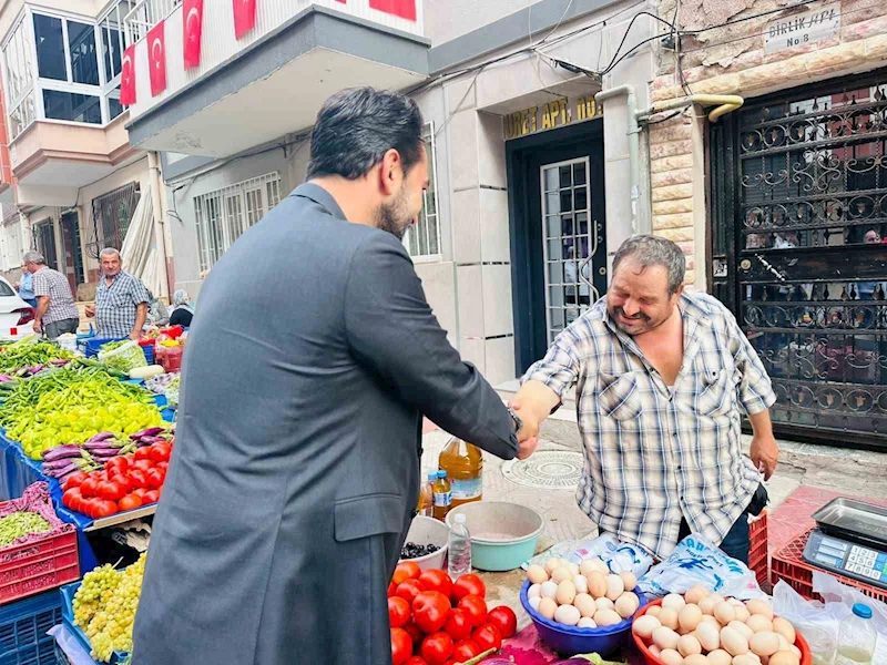 Arınç, pazarcı esnafını dinledi
