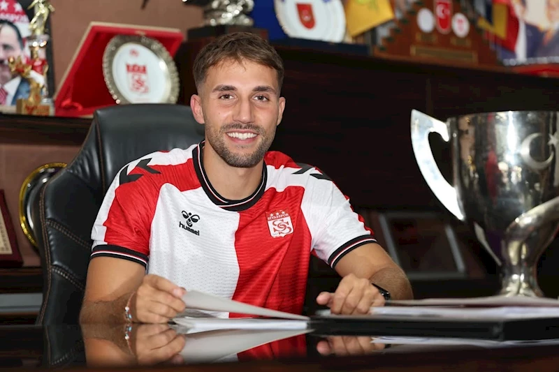 Okan Erdoğan resmen Sivasspor’da

