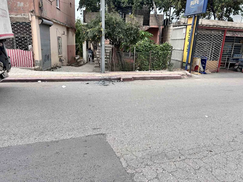Elektrik teli havai fişek gibi patladı
