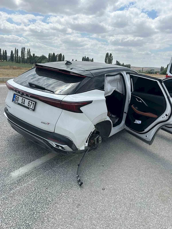 Çorum’da panelvan araç ile cip çarpıştı: 1 yaralı
