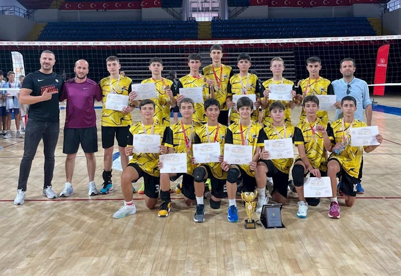 Manisa Erkek Voleybol Takımı Türkiye Şampiyonu oldu
