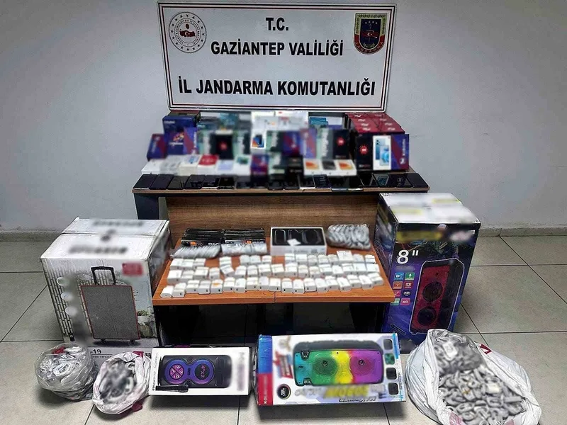 Gaziantep’te 1 milyon TL değerinde elektronik eşya ele geçirildi: 1 gözaltı
