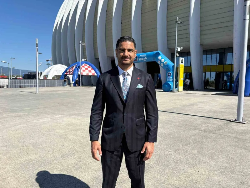 Taha Akgül: 