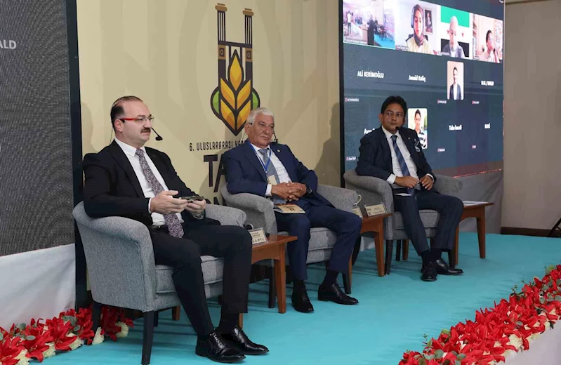 Rektör Hacımüftüoğlu, 6. Uluslararası yerel yönetimler tarım kongresinde panelist olarak yer aldı

