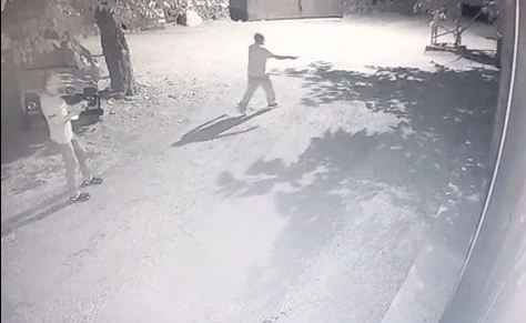 Erzincan’da bir garip kovalamaca: İki arkadaş fenerle ayının peşine düştü

