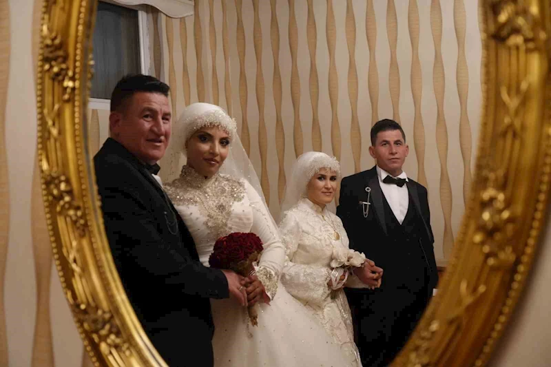 Fas’tan Bayburt’a uzanan aşk hikayesi: İki kardeş çifte düğünle dünyaevine girdi
