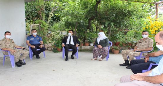 Şehit ailesine kaymakam ziyareti