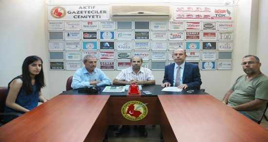 Aktif Gazetecileri ziyaret eden rektör adayı Tanç,